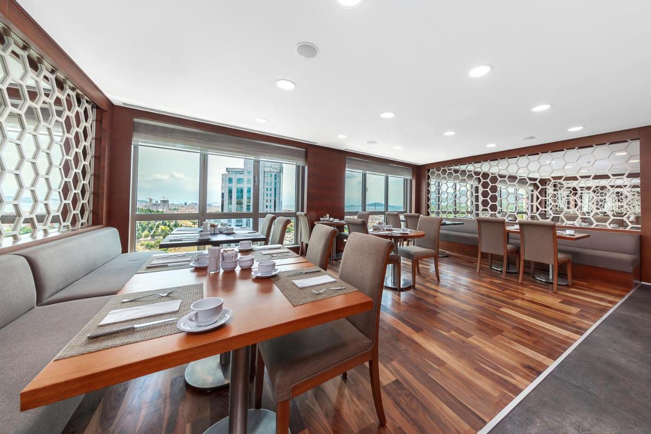 Dedeman Bostanci Istanbul Hotel&Convention Center Esterno foto The restaurant