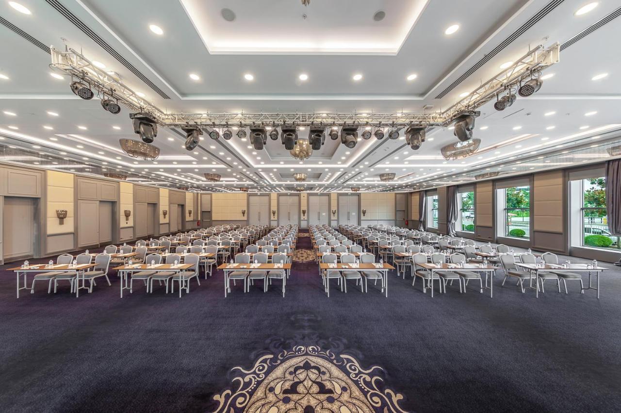Dedeman Bostanci Istanbul Hotel&Convention Center Esterno foto The main conference hall