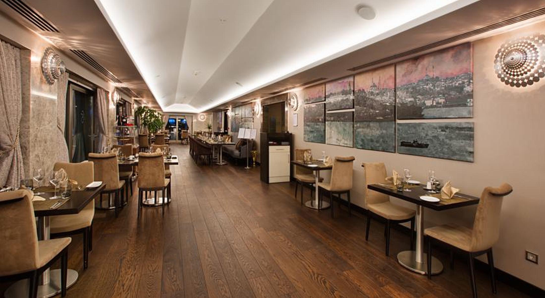 Dedeman Bostanci Istanbul Hotel&Convention Center Esterno foto The restaurant